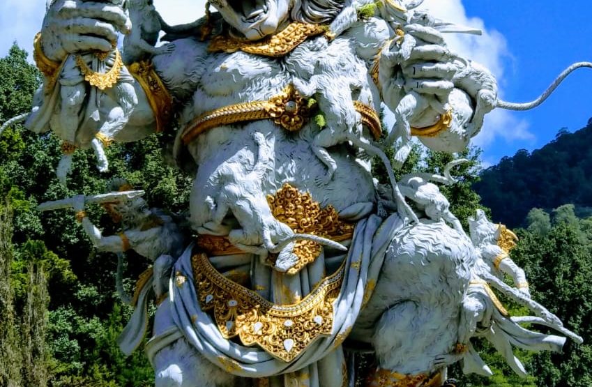 Kumbakarna statue-Bali